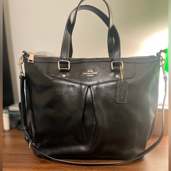 Coach F34680 Black Crossgrain Leather Pleated Large Tote - Picture 1 of 13